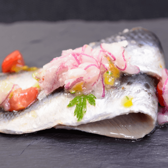 イワシと赤玉ねぎのマリネ